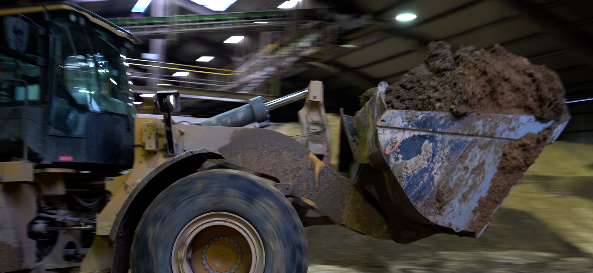 JST-Ladeschaufeln erhöhen die Effizienz bei Ziegelei